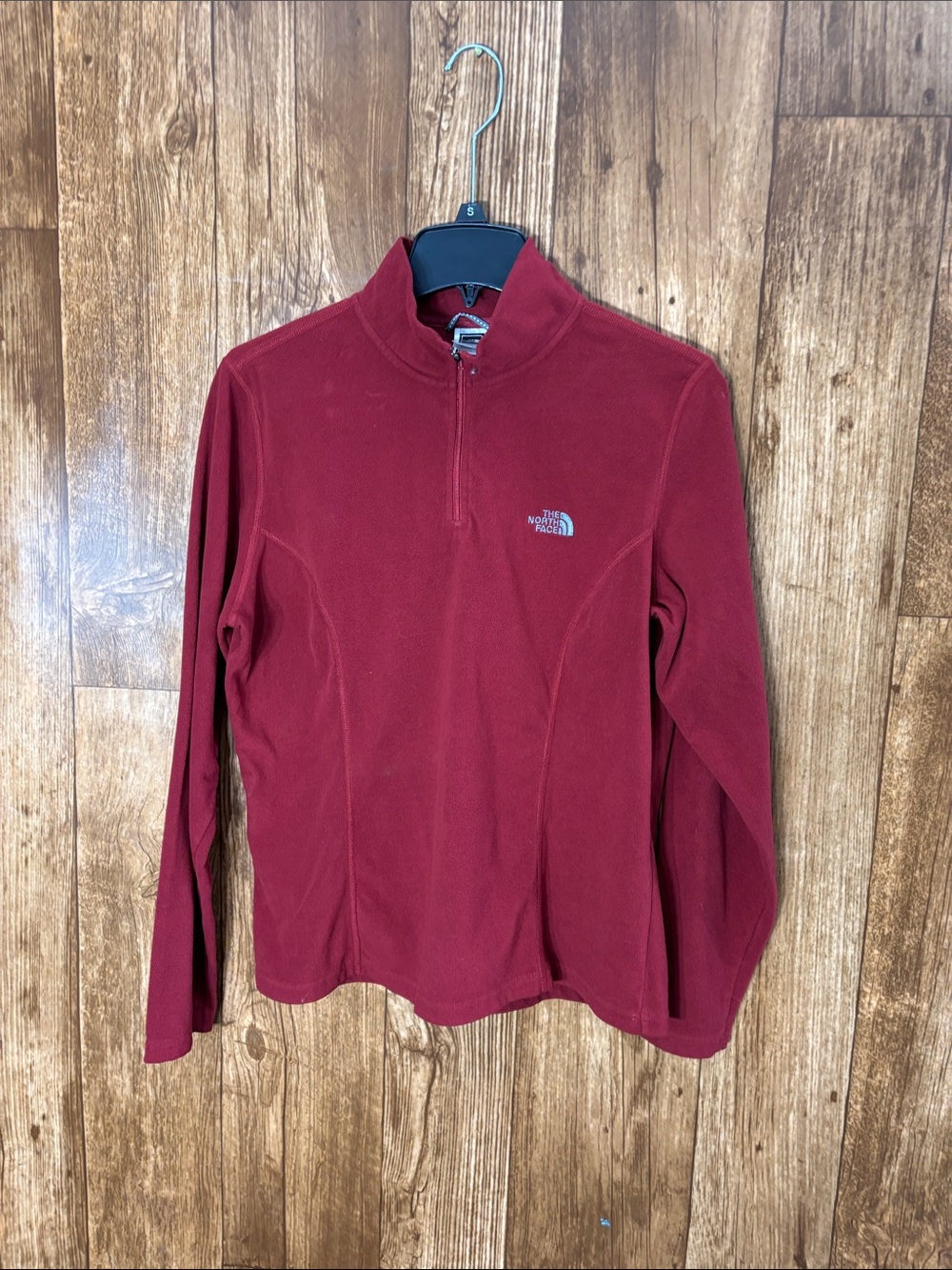 The North Face Women’s Burgundy Half-Zip Fleece Pullover